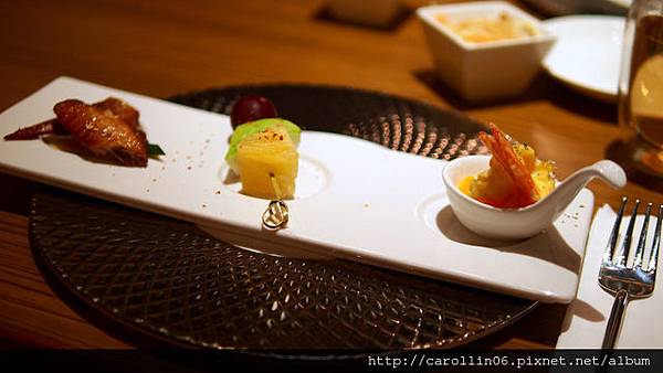 【美食】台北。當鐵板燒遇到泰國菜《泰板燒》實惠質感兼具-泰板燒 【美食】台北。當鐵板燒遇到泰國菜《泰板燒》實惠質感兼具-泰板燒