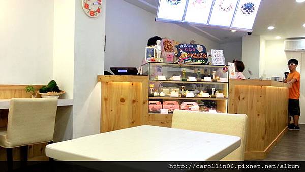 【食記】《玻爾鬆餅》東區平價小憩處-玻爾鬆餅 【食記】《玻爾鬆餅》東區平價小憩處-玻爾鬆餅