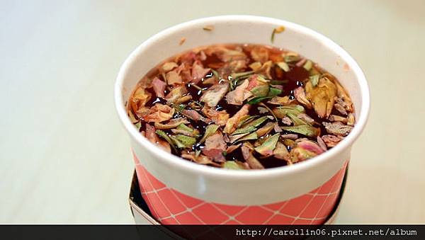 【食記】《玻爾鬆餅》東區平價小憩處-玻爾鬆餅 【食記】《玻爾鬆餅》東區平價小憩處-玻爾鬆餅