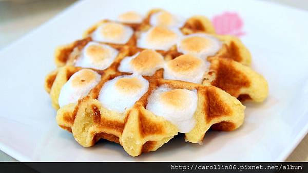 【食記】《玻爾鬆餅》東區平價小憩處-玻爾鬆餅 【食記】《玻爾鬆餅》東區平價小憩處-玻爾鬆餅