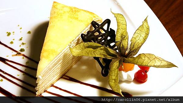 【隨興食記】《塔吉特千層蛋糕專賣店》台北信義人文館-塔吉特 【隨興食記】《塔吉特千層蛋糕專賣店》台北信義人文館-塔吉特