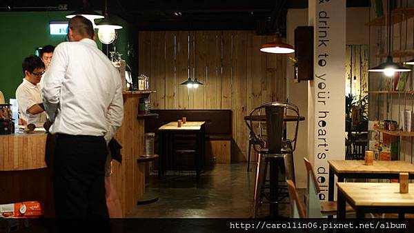 【隨興食記】《塔吉特千層蛋糕專賣店》台北信義人文館-塔吉特 【隨興食記】《塔吉特千層蛋糕專賣店》台北信義人文館-塔吉特