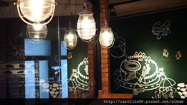 【隨興食記】《塔吉特千層蛋糕專賣店》台北信義人文館-塔吉特 【隨興食記】《塔吉特千層蛋糕專賣店》台北信義人文館-塔吉特