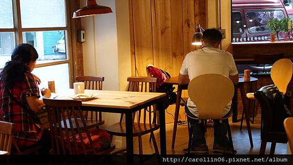 【隨興食記】《塔吉特千層蛋糕專賣店》台北信義人文館-塔吉特 【隨興食記】《塔吉特千層蛋糕專賣店》台北信義人文館-塔吉特