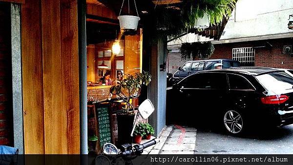 【隨興食記】《塔吉特千層蛋糕專賣店》台北信義人文館-塔吉特 【隨興食記】《塔吉特千層蛋糕專賣店》台北信義人文館-塔吉特