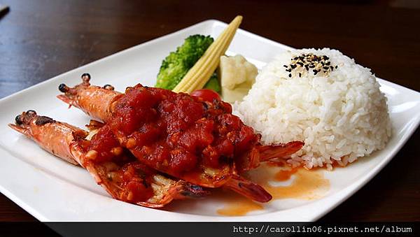 【隨興食記】《HALEAKALA 夏威夷酒吧餐廳》-HALEAKALA 【隨興食記】《HALEAKALA 夏威夷酒吧餐廳》-HALEAKALA