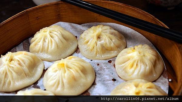 【美食】新北。新店大坪林《原師父》超大顆湯包麵食-原師父 【美食】新北。新店大坪林《原師父》超大顆湯包麵食-原師父