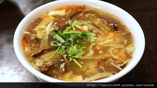 【美食】新北。新店大坪林《原師父》超大顆湯包麵食-原師父 【美食】新北。新店大坪林《原師父》超大顆湯包麵食-原師父