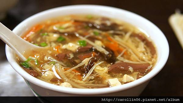 【美食】新北。新店大坪林《原師父》超大顆湯包麵食-原師父 【美食】新北。新店大坪林《原師父》超大顆湯包麵食-原師父