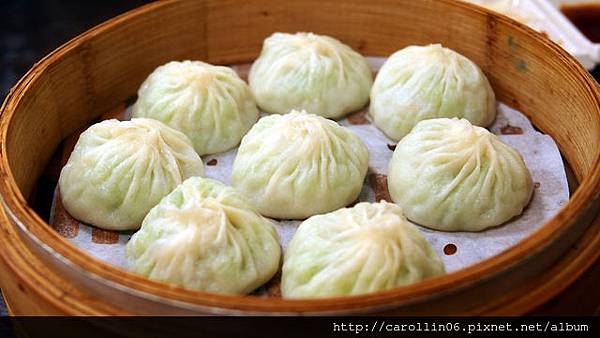 【美食】新北。新店大坪林《原師父》超大顆湯包麵食-原師父 【美食】新北。新店大坪林《原師父》超大顆湯包麵食-原師父