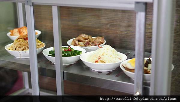 【美食】新北市。永和《軍。蘭州手工拉麵》現點現做打牛肉麵-軍。蘭州手工拉麵 【美食】新北市。永和《軍。蘭州手工拉麵》現點現做打牛肉麵-軍。蘭州手工拉麵