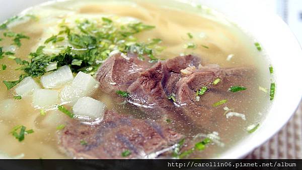 【美食】新北市。永和《軍。蘭州手工拉麵》現點現做打牛肉麵-軍。蘭州手工拉麵 【美食】新北市。永和《軍。蘭州手工拉麵》現點現做打牛肉麵-軍。蘭州手工拉麵