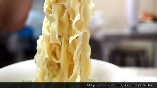 【美食】新北市。永和《軍。蘭州手工拉麵》現點現做打牛肉麵-軍。蘭州手工拉麵 【美食】新北市。永和《軍。蘭州手工拉麵》現點現做打牛肉麵-軍。蘭州手工拉麵