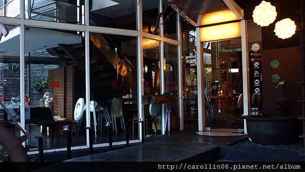 【食記】台中。桃花緣記《桃花源》異國料理-桃花源 【食記】台中。桃花緣記《桃花源》異國料理-桃花源