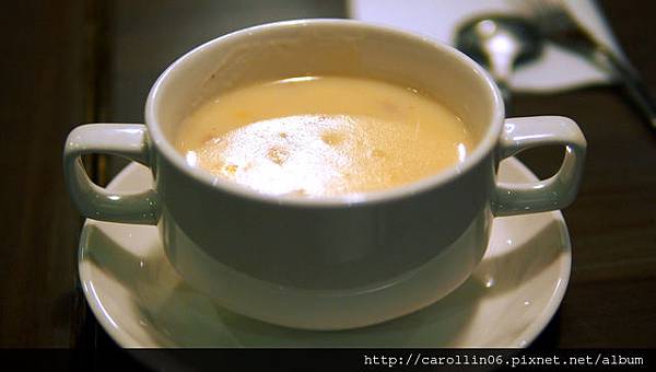 【食記】《Tutti Cafe圖比咖啡》創意早午餐-Tutti Cafe 【食記】《Tutti Cafe圖比咖啡》創意早午餐-Tutti Cafe