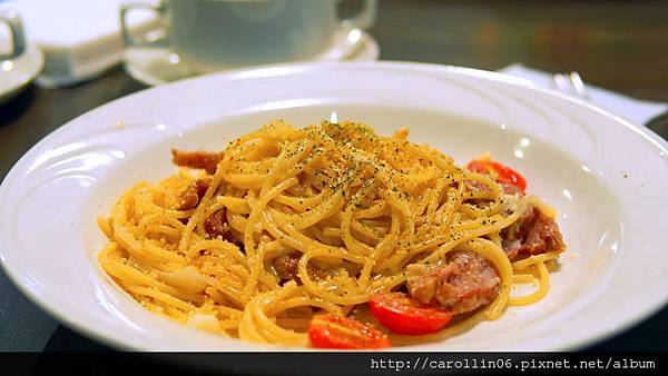 【食記】《Tutti Cafe圖比咖啡》創意早午餐-Tutti Cafe 【食記】《Tutti Cafe圖比咖啡》創意早午餐-Tutti Cafe