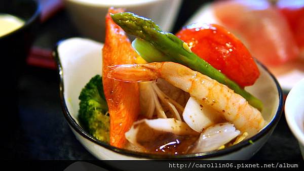 【隨興食記】《櫻之舞日式食堂》整體都還OK的一間安全店-櫻之舞 【隨興食記】《櫻之舞日式食堂》整體都還OK的一間安全店-櫻之舞