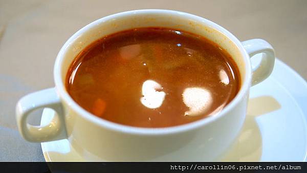 【隨興食記】《波拿法新法式料理》除了擺飾沒找到一絲法式-波拿法 【隨興食記】《波拿法新法式料理》除了擺飾沒找到一絲法式-波拿法