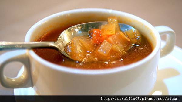 【隨興食記】《波拿法新法式料理》除了擺飾沒找到一絲法式-波拿法 【隨興食記】《波拿法新法式料理》除了擺飾沒找到一絲法式-波拿法