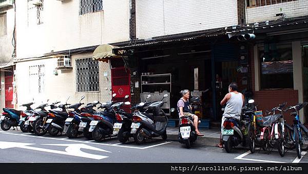 【美食】台北。文山區《京華小館》木柵政大周遭無招牌美味麵食小店-京華小館 【美食】台北。文山區《京華小館》木柵政大周遭無招牌美味麵食小店-京華小館