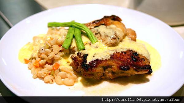 【食記】《Fabrica 椅子》設計感好味店-Fabrica 【食記】《Fabrica 椅子》設計感好味店-Fabrica