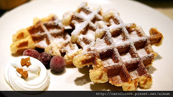 【食記】《Fabrica 椅子》設計感好味店-Fabrica 【食記】《Fabrica 椅子》設計感好味店-Fabrica