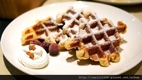 【食記】《Fabrica 椅子》設計感好味店-Fabrica 【食記】《Fabrica 椅子》設計感好味店-Fabrica