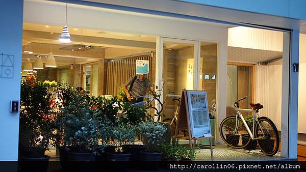 【食記】《Fabrica 椅子》設計感好味店-Fabrica 【食記】《Fabrica 椅子》設計感好味店-Fabrica