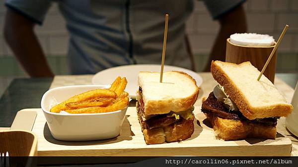 【食記】《Fabrica 椅子》設計感好味店-Fabrica 【食記】《Fabrica 椅子》設計感好味店-Fabrica