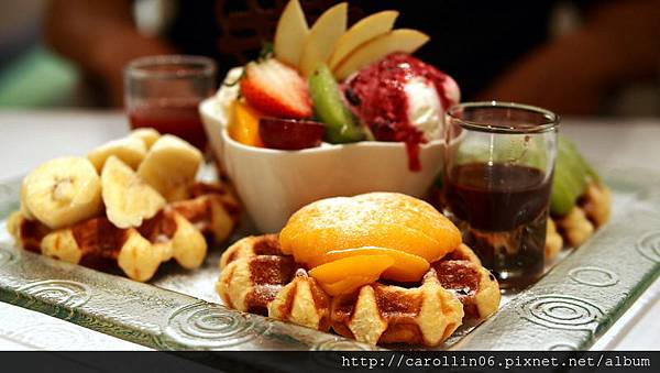 【食記】《Glacio比利時創意冰品咖啡館》列日鬆餅-Glacio 【食記】《Glacio比利時創意冰品咖啡館》列日鬆餅-Glacio