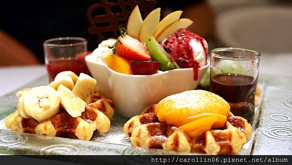 【食記】《Glacio比利時創意冰品咖啡館》列日鬆餅-Glacio 【食記】《Glacio比利時創意冰品咖啡館》列日鬆餅-Glacio