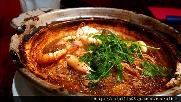 【食記】價格頗一般的《Lacuz 泰式料理》BELLAVITA店-Lacuz 【食記】價格頗一般的《Lacuz 泰式料理》BELLAVITA店-Lacuz