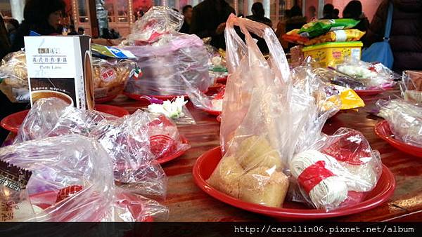 【美食】台北。中山區《不老客家傳統麻糬》行天宮超人氣便宜現做麻糬-不老 【美食】台北。中山區《不老客家傳統麻糬》行天宮超人氣便宜現做麻糬-不老