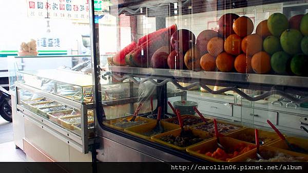 【美食】台北。木柵文山區《逢玉冰菓室》配料豐富的懷舊老冰店-逢玉冰菓室 【美食】台北。木柵文山區《逢玉冰菓室》配料豐富的懷舊老冰店-逢玉冰菓室