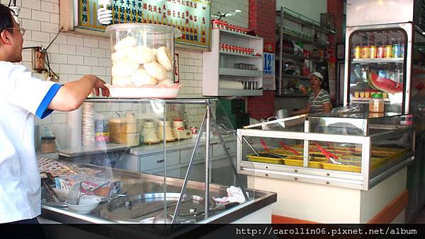 【美食】台北。木柵文山區《逢玉冰菓室》配料豐富的懷舊老冰店-逢玉冰菓室 【美食】台北。木柵文山區《逢玉冰菓室》配料豐富的懷舊老冰店-逢玉冰菓室