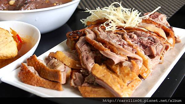 【隨興食記】《鵝肉世家》這帶的鵝肉店真多-鵝肉世家 【隨興食記】《鵝肉世家》這帶的鵝肉店真多-鵝肉世家