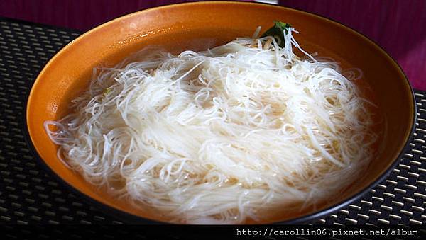 【隨興食記】《鵝肉世家》這帶的鵝肉店真多-鵝肉世家 【隨興食記】《鵝肉世家》這帶的鵝肉店真多-鵝肉世家