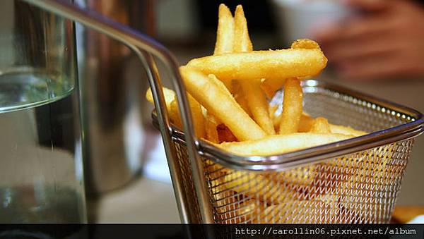 【食記】《Number Nine 9號咖啡&廚房》賣相可愛~-9號 【食記】《Number Nine 9號咖啡&廚房》賣相可愛~-9號