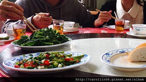 【美食】台北。大安區《黃河蜀魚館》年年有魚 從小吃到大的老店-黃河蜀魚館 【美食】台北。大安區《黃河蜀魚館》年年有魚 從小吃到大的老店-黃河蜀魚館