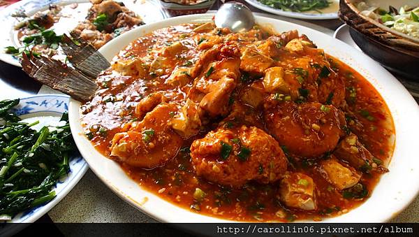 【美食】台北。大安區《黃河蜀魚館》年年有魚 從小吃到大的老店-黃河蜀魚館 【美食】台北。大安區《黃河蜀魚館》年年有魚 從小吃到大的老店-黃河蜀魚館