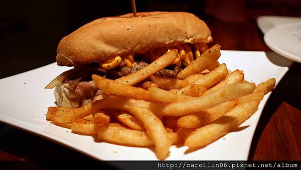 【食記】《e.181 Kitchen & Bar》茶街Loung Bar餐廳-e.181 Kitchen & Bar 【食記】《e.181 Kitchen & Bar》茶街Loung Bar餐廳-e.181 Kitchen & Bar