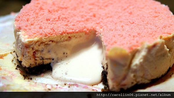 【試吃】超流動《諾亞半熟蛋糕專門店》融心乳酪蛋糕-半熟蛋糕 【試吃】超流動《諾亞半熟蛋糕專門店》融心乳酪蛋糕-半熟蛋糕