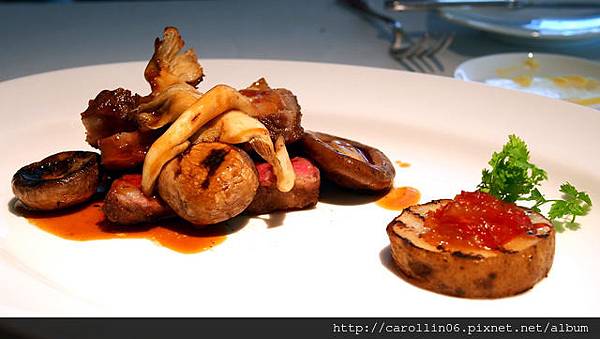 【食記】台北君悅大飯店《寶艾 BEL AIR》西餐廳-BEL AIR 【食記】台北君悅大飯店《寶艾 BEL AIR》西餐廳-BEL AIR