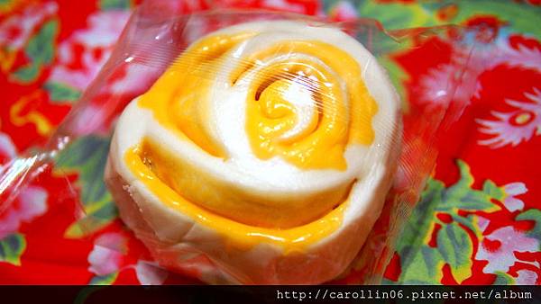 【隨興食記】《四季香頂級手工饅頭》滴水不加-手工饅頭 【隨興食記】《四季香頂級手工饅頭》滴水不加-手工饅頭