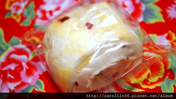 【隨興食記】《四季香頂級手工饅頭》滴水不加-手工饅頭 【隨興食記】《四季香頂級手工饅頭》滴水不加-手工饅頭