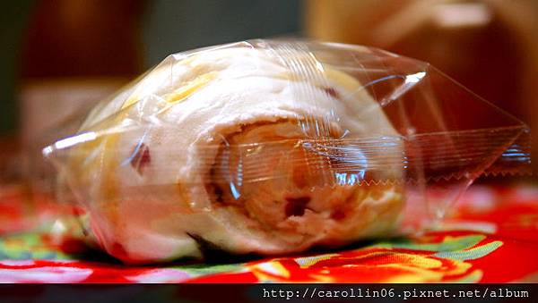 【隨興食記】《四季香頂級手工饅頭》滴水不加-手工饅頭 【隨興食記】《四季香頂級手工饅頭》滴水不加-手工饅頭