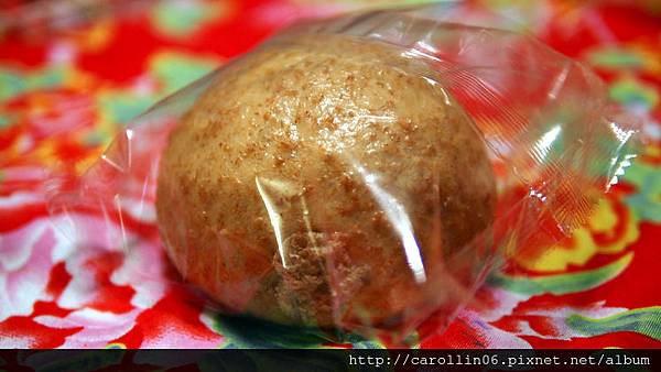【隨興食記】《四季香頂級手工饅頭》滴水不加-手工饅頭 【隨興食記】《四季香頂級手工饅頭》滴水不加-手工饅頭