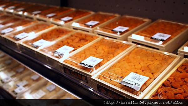 【食記】三井集團《上引水產》尚青尚便宜-上引水產 【食記】三井集團《上引水產》尚青尚便宜-上引水產