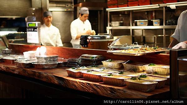 【食記】三井集團《上引水產》尚青尚便宜-上引水產 【食記】三井集團《上引水產》尚青尚便宜-上引水產