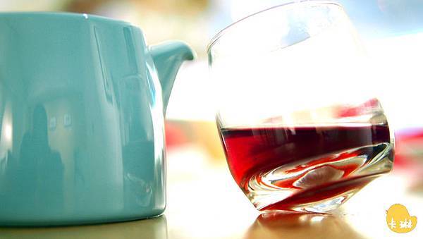 【食記】《akuma caca 可可設計人文咖啡》白色幾何咖啡館-akuma caca 【食記】《akuma caca 可可設計人文咖啡》白色幾何咖啡館-akuma caca